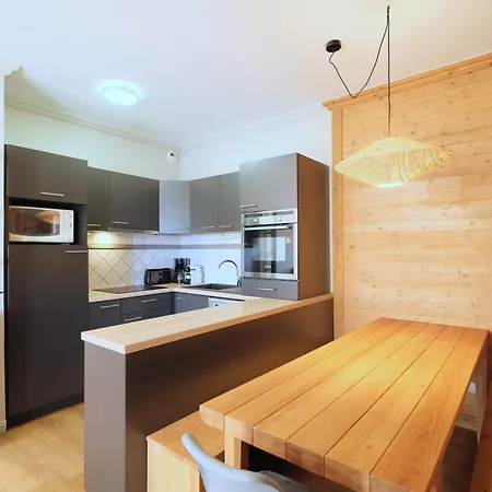 8 Personnes Dans Prive Au Pied Des Pistes Apartment *