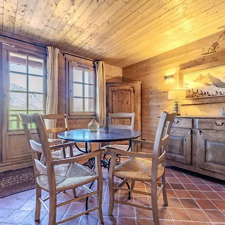 Apartmán 8 Personnes Dans Prive, Piscine, In *